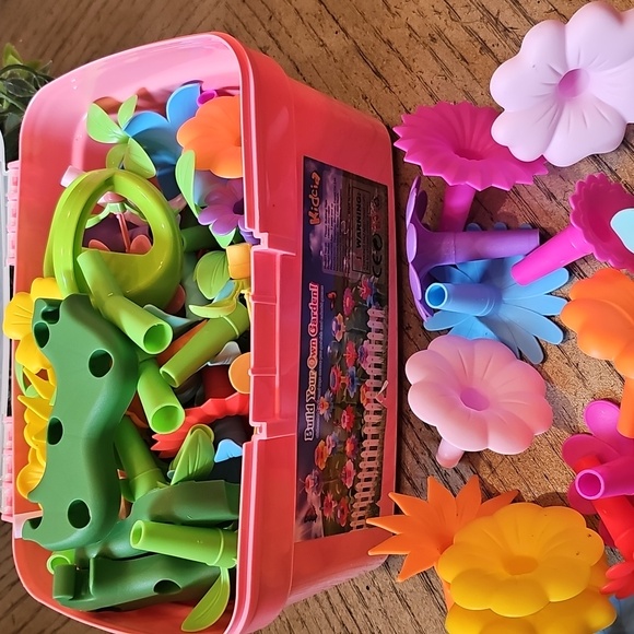 Flower Building Set - Multicolor - Picture 2 of 6